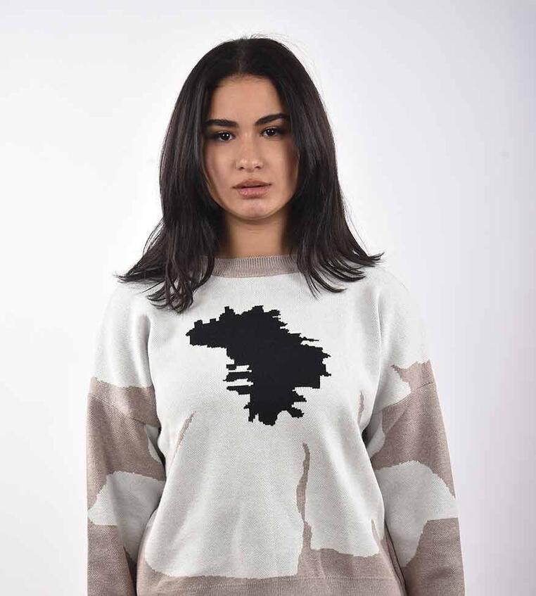 Blouse flower round neck long sleeve